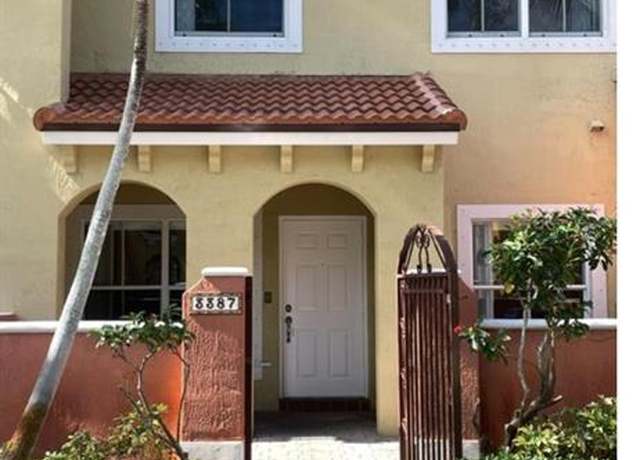 Property at 3389 Merrick Ct #3389, Pompano Beach, FL 33063, 2 beds, 2.5 baths