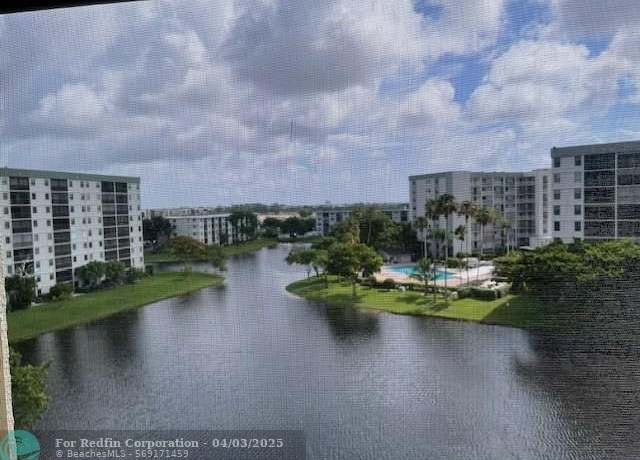Property at 2309 S Cypress Bend Dr #714, Pompano Beach, FL 33069, 1 bed, 1.5 baths