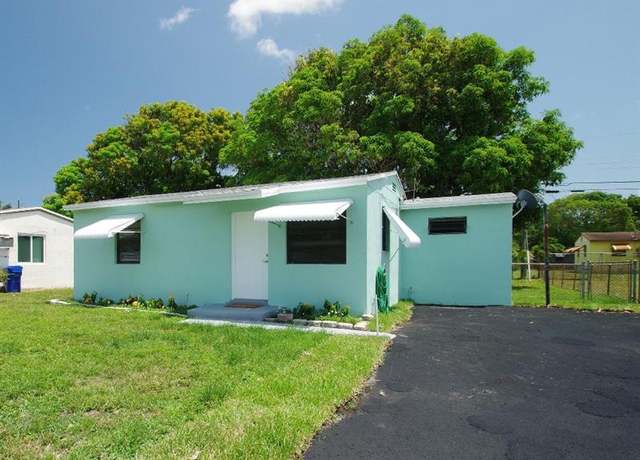 Property at 2316 NW 13th Ct, Fort Lauderdale, FL 33311, 3 beds, 2 baths
