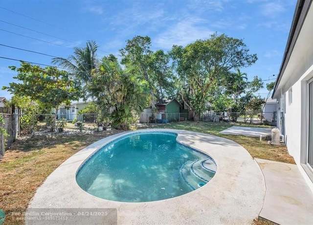 Property at 120 NE 57th Ct, Fort Lauderdale, FL 33334, 3 beds, 2 baths