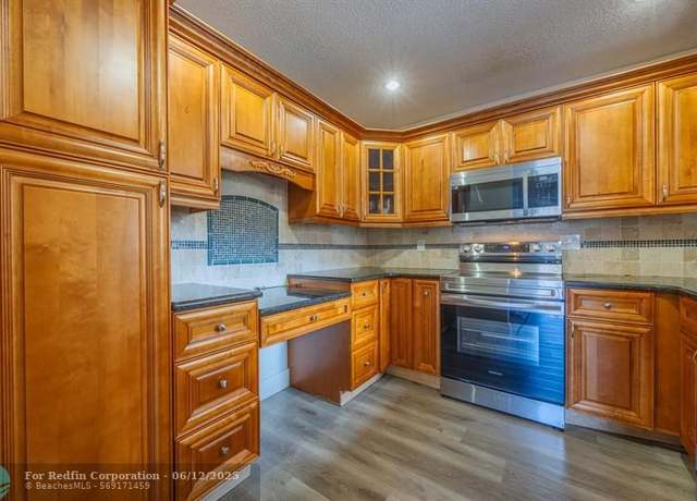 Property at 4154 Carambola Cir S #2152, Coconut Creek, FL 33066, 2 beds, 2 baths