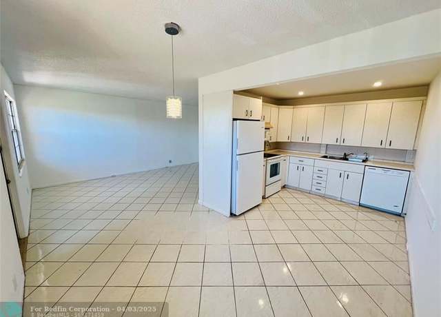 Property at Undisclosed address, Boca Raton, FL 33434, 2 beds, 2 baths