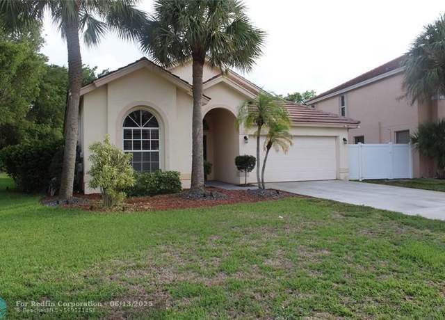 Property at 7705 Brunson Cir, FL 33467, 3 beds, 2 baths