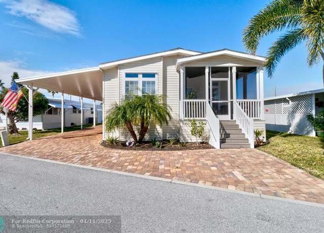 Property at 229 Arbor Ln, Vero Beach, FL 32960, 2 beds, 2 baths