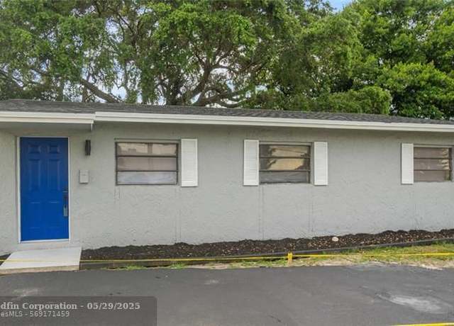 Property at 2910 NW 26th St, Fort Lauderdale, FL 33311, 3 beds, 2 baths