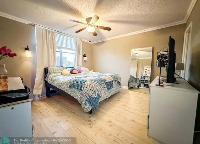 Property at 4501 NE 21st Ave #301, Fort Lauderdale, FL 33308, 2 beds, 2 baths