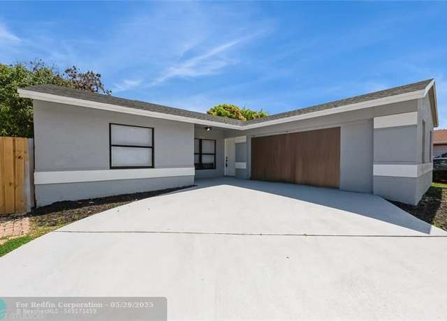 Property at 7334 Willow Spring Cir S, Boynton Beach, FL 33436, 4 beds, 3 baths