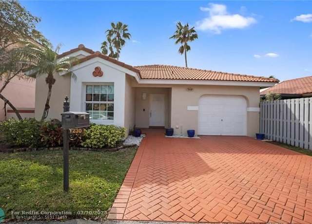 Property at 1230 Garden Rd, Weston, FL 33326, 3 beds, 2 baths