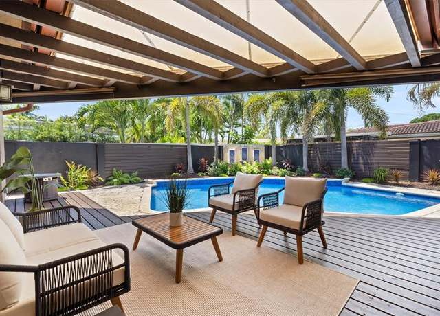 Property at 2313 NE 17th Ave, Wilton Manors, FL 33305, 4 beds, 3.5 baths