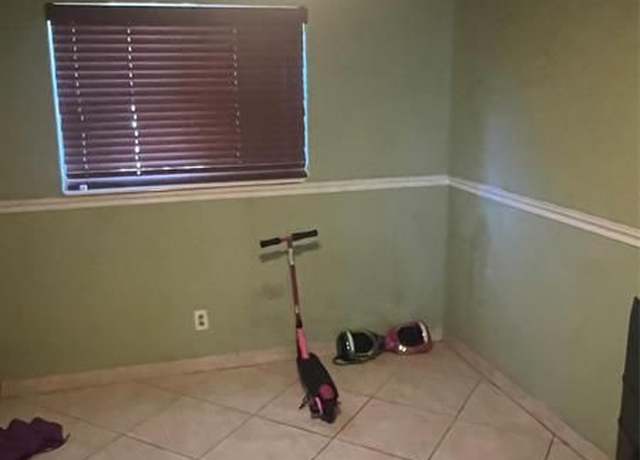 Property at 640 NW 16th St, Pompano Beach, FL 33060, 4 beds, 2 baths