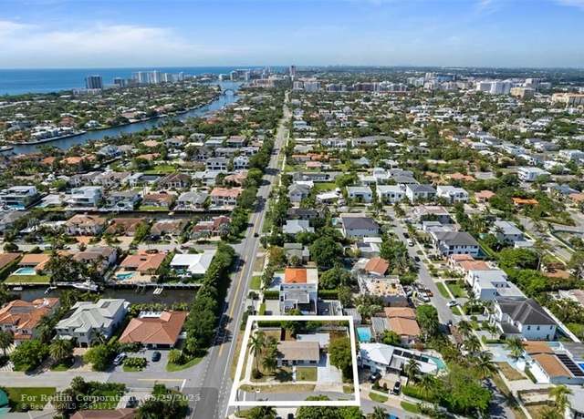 Property at 498 NE 14th St, Boca Raton, FL 33432, 3 beds, 2 baths