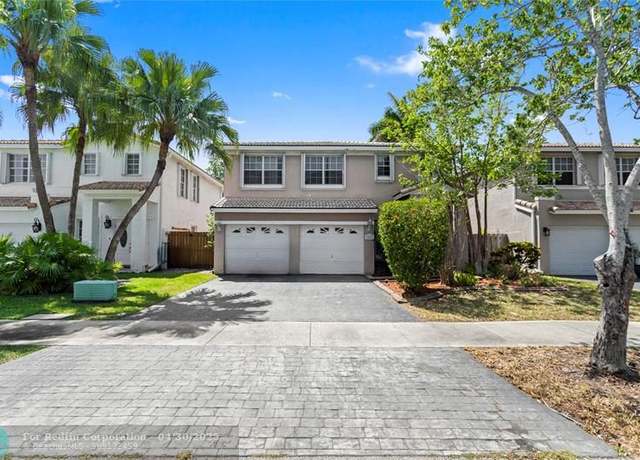 Property at 5953 SW 112th Ln, Cooper City, FL 33330, 3 beds, 2.5 baths
