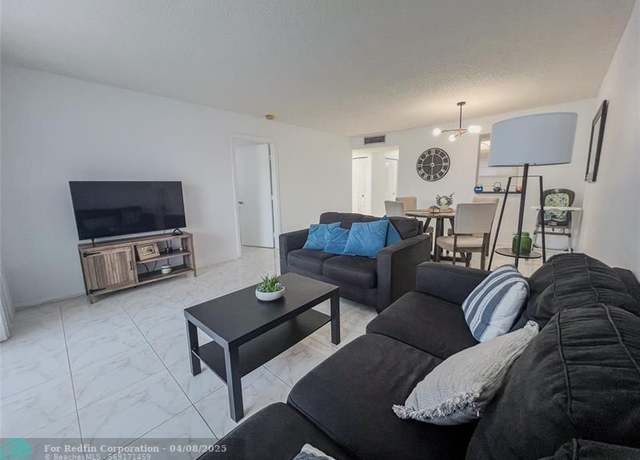 Property at 7624 NW 18th St #204, Margate, FL 33063, 1 bed, 2 baths