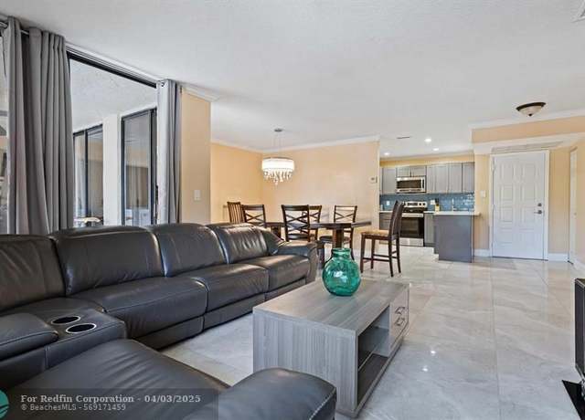 Property at 4156 Carambola Cir S #2154, Coconut Creek, FL 33066, 3 beds, 2 baths