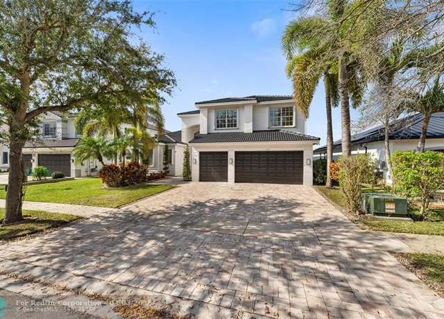 Property at 5318 SW 195th Ter, Miramar, FL 33029, 5 beds, 5 baths