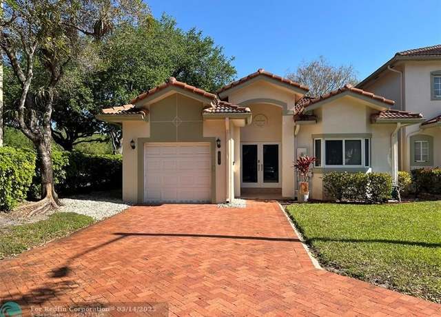 Property at 5870 SW 99th Ter, Cooper City, FL 33328, 2 beds, 2 baths