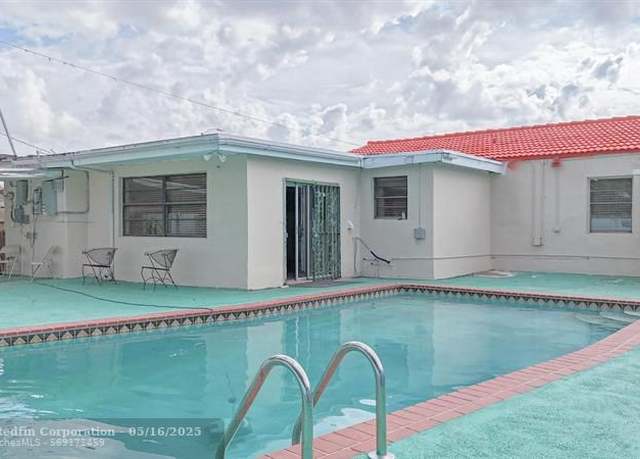 Property at 824 NW 30th Pl, Miami, FL 33125, 3 beds, 2.5 baths