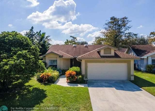 Property at 4227 Green Forest Way, Boynton Beach, FL 33436, 3 beds, 2 baths
