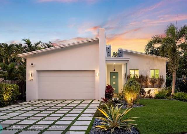 Property at 619 NE 21st Ct, Wilton Manors, FL 33305, 3 beds, 3.5 baths