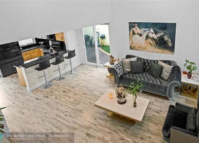 Property at 9837 NW 2nd Ct, Plantation, FL 33324, 3 beds, 2.5 baths
