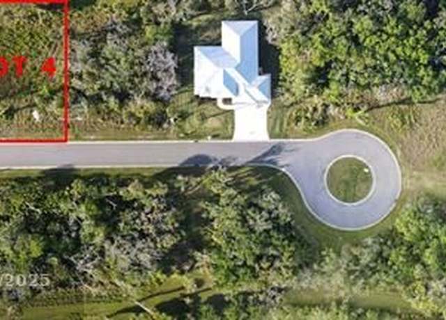 Property at 2400 Noble Oaks Ln, Fort Pierce, FL 34981