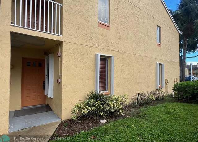 Property at 1122 Coral Club Dr #1122, Coral Springs, FL 33071, 2 beds, 2 baths