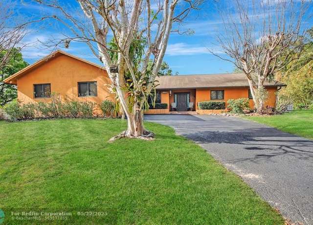 Property at 14755 SW 18th Ct, Davie, FL 33325, 4 beds, 3 baths