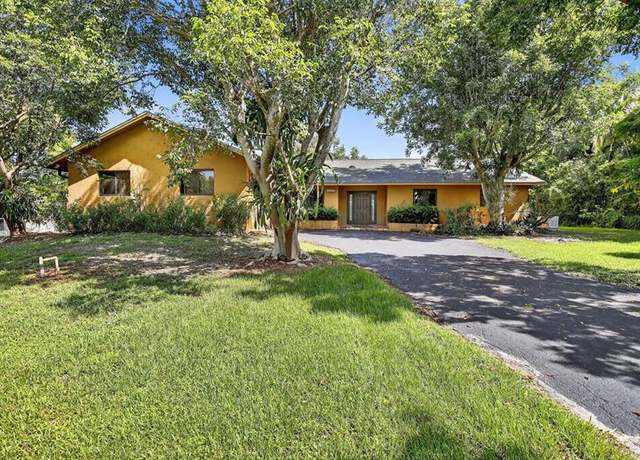 Property at 14755 SW 18th Ct, Davie, FL 33325, 4 beds, 3 baths