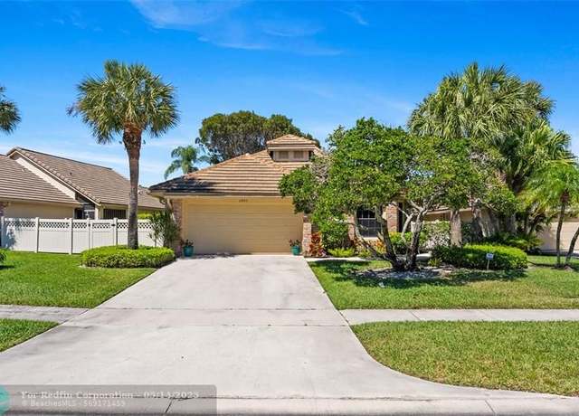 Property at 6803 Bitterbush Pl, Boynton Beach, FL 33472, 3 beds, 2.5 baths