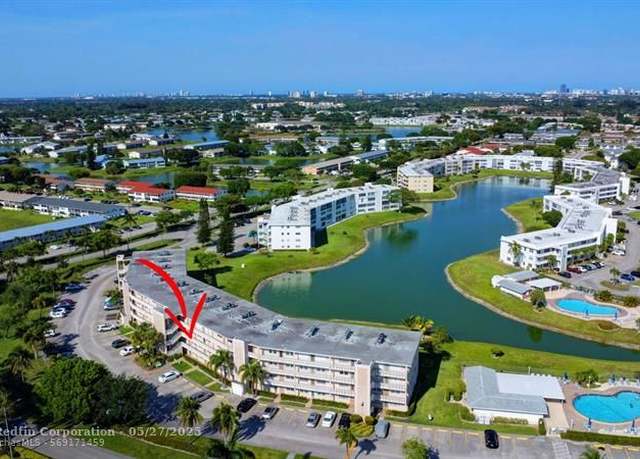 Property at 267 Wellington J #267, West Palm Beach, FL 33417, 2 beds, 2 baths