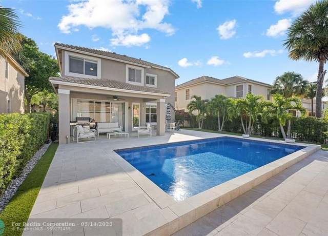 Property at 8121 Bautista Way, Palm Beach Gardens, FL 33418, 4 beds, 2.5 baths