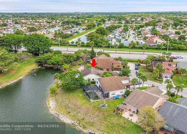 Property at 8618 Jared Way, Boca Raton, FL 33433, 3 beds, 2 baths