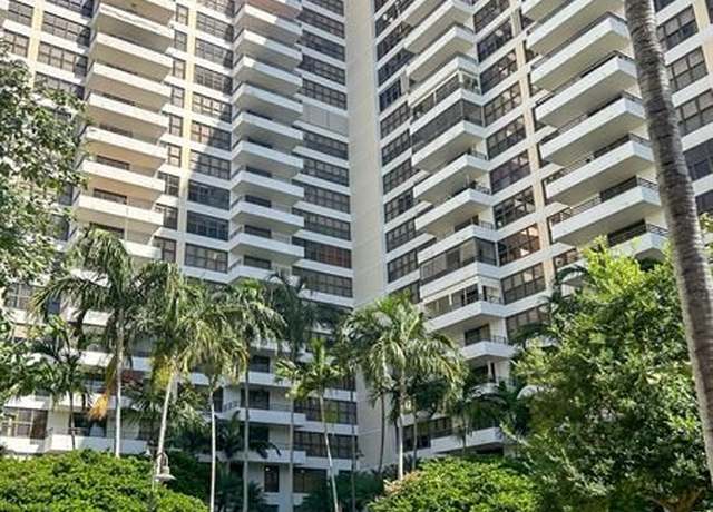Property at 2500 Parkview Dr #615, Hallandale, FL 33009, 2 beds, 2 baths