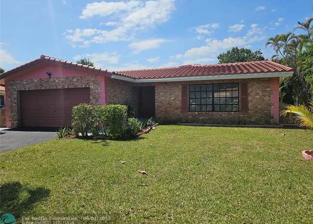 Property at 4460 NW 105th Ter, Coral Springs, FL 33065, 3 beds, 2 baths
