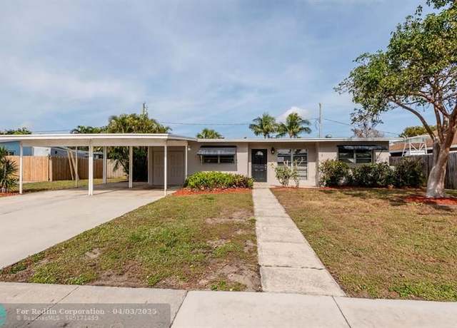 Property at 1338 Crest Dr, Lake Worth, FL 33461, 3 beds, 2 baths