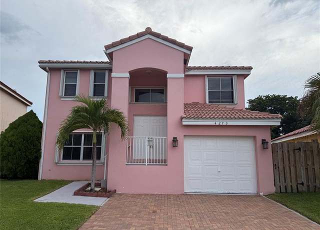 Property at 4273 SW 84 Ter, Davie, FL 33326, 3 beds, 2.5 baths