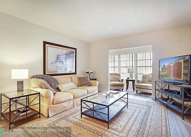 Property at 1951 NE 39th St #343, Lighthouse Point, FL 33064, 2 beds, 2 baths