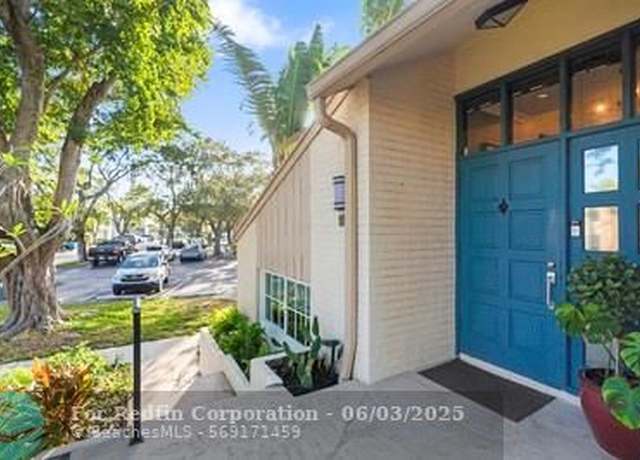 Property at 681 Kensington Pl #681, Wilton Manors, FL 33305, 2 beds, 1.5 baths