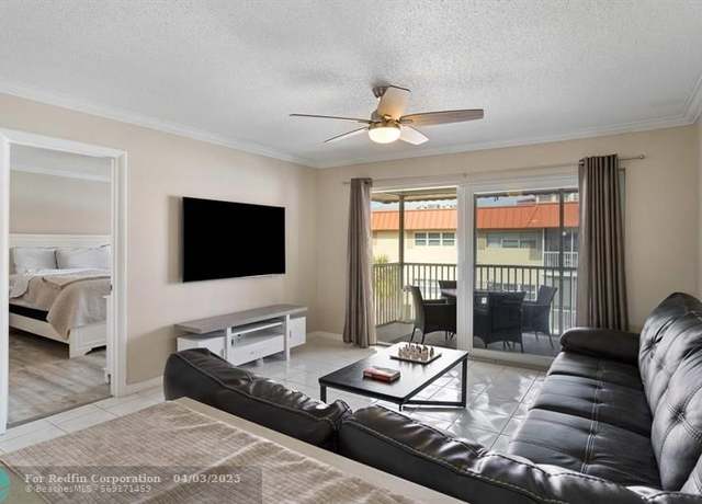Property at 2097 S Ocean Dr #403, Hallandale, FL 33009, 2 beds, 2 baths