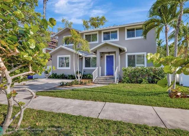Property at 216 SE 10th St, Fort Lauderdale, FL 33316, 4 beds, 3 baths