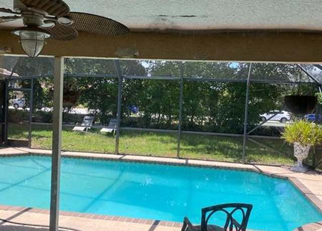 Property at 564 NW 113th Ter, Coral Springs, FL 33071, 4 beds, 2.5 baths