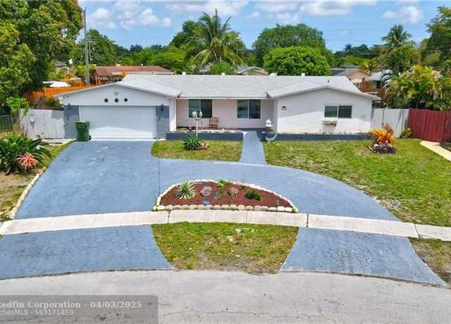 Property at 521 SW 70th Ter, Pembroke Pines, FL 33023, 3 beds, 2 baths