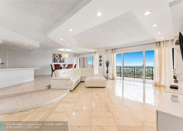 Property at 1800 NE 114th St #2301, Miami, FL 33181, 2 beds, 3 baths