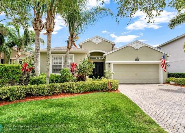 Property at 568 SW Calamondin Way, Vero Beach, FL 32968, 3 beds, 2.5 baths
