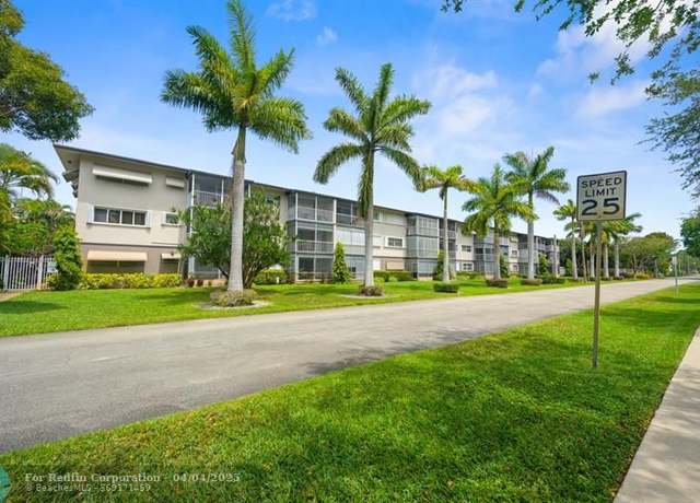 Property at 4900 Washington St #314, Hollywood, FL 33021, 2 beds, 2 baths
