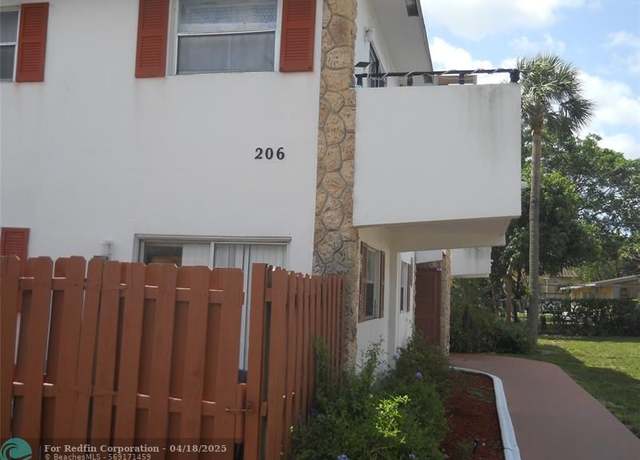 Property at 206 SW 1 #2, Pompano Beach, FL 33060, 2 beds, 2 baths