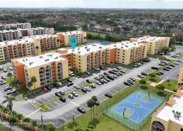 Property at 6990 NW 186th St Unit 4-103, Hialeah, FL 33015, 1 bed, 1 bath