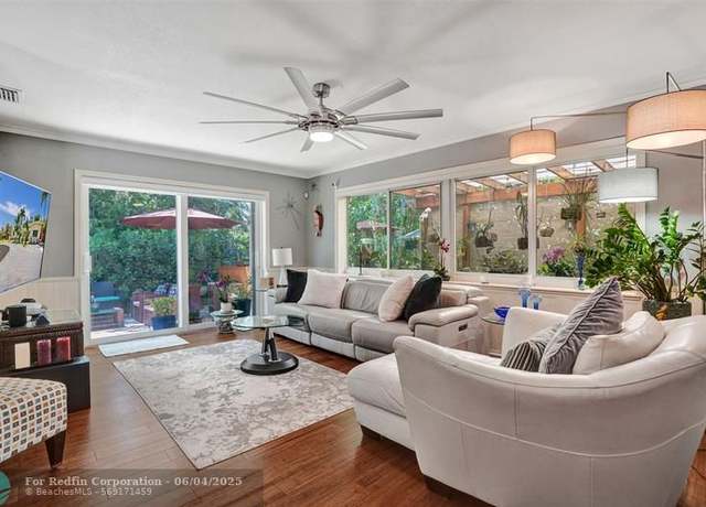 Property at 3401 NE 17th Ave, Oakland Park, FL 33334, 3 beds, 3 baths