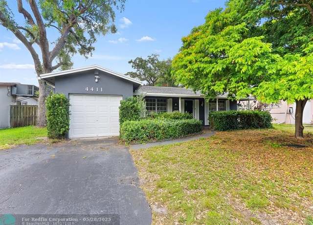 Property at 4411 Thomas St, Hollywood, FL 33021, 3 beds, 2 baths