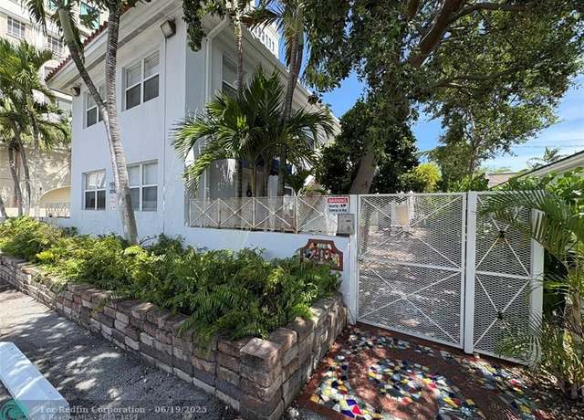 Property at 210 Mendoza Ave #3, Coral Gables, FL 33134, 1 bed, 1 bath